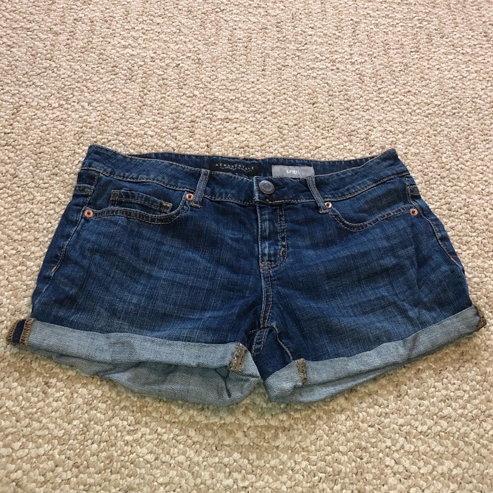 Brand new: Women’s size 6 Aeropostale midi Jean Shorts